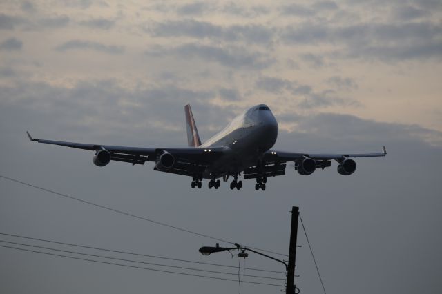 Boeing 747-400 (VH-OJT)