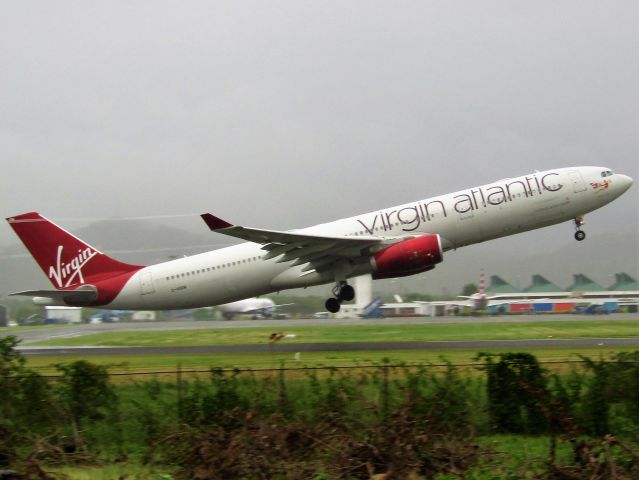 Airbus A330-300 (G-VGEM)