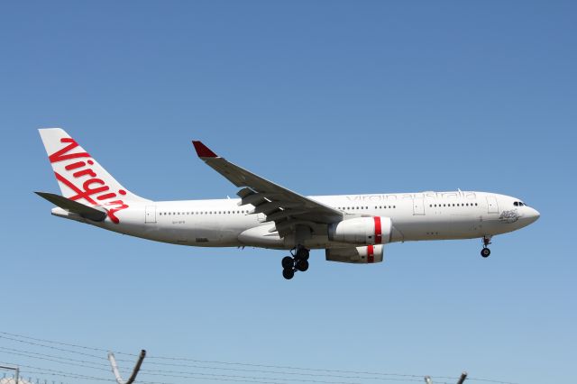 Airbus A330-200 (VH-XFA)