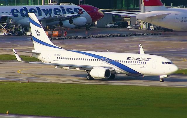 Boeing 737-800 (4X-EKS)