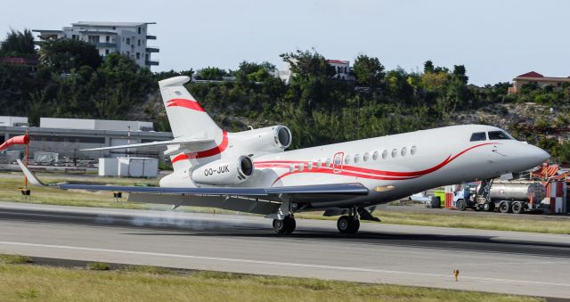 Dassault Falcon 7X (OO-JUK) - Private OO-JUK landing at TNCM St Maarten.