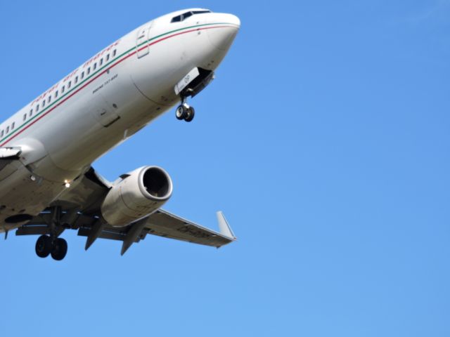 Boeing 737-800 (CN-ROP)