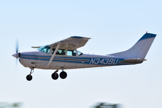 Cessna Skylane (N3439U)