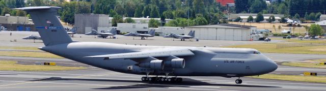 Lockheed C-5 Galaxy (N90010) - Lockheed C-5 Galaxy Landing at Portland International Airport