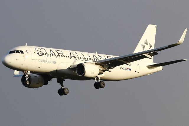 Airbus A320 (9A-CTO)