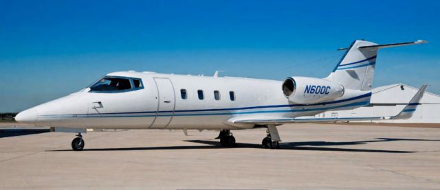 Learjet 55 (N600C)