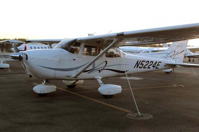 Cessna Skyhawk (N5224E)