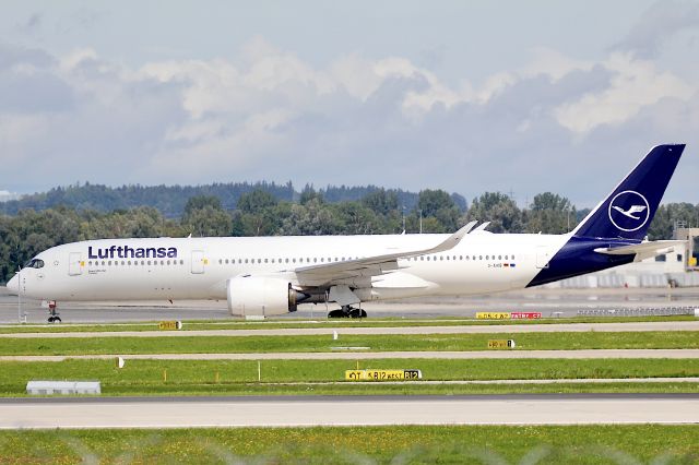Airbus A350-900 (D-AIXQ)