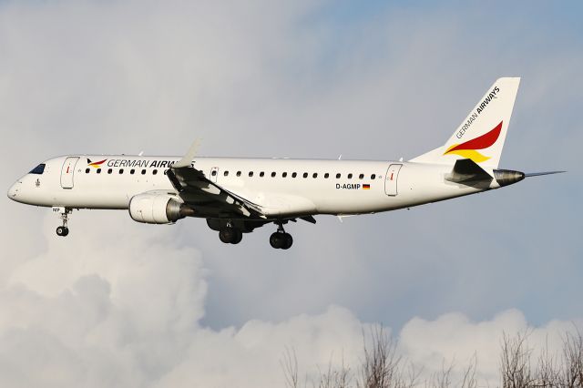 Embraer ERJ-190 (D-AGMP)