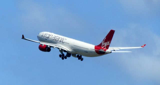 Airbus A330-300 (G-VKSS)