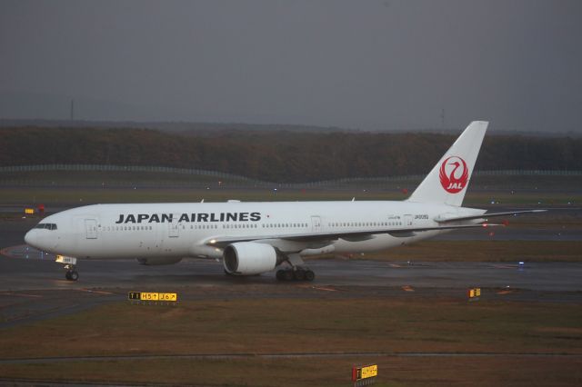 Boeing 777-200 (JA009D)