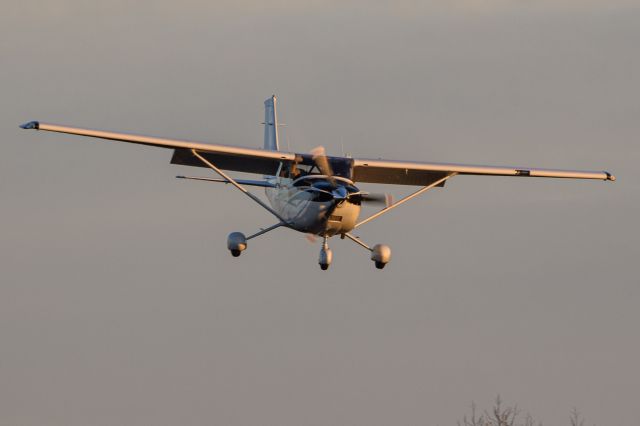 Cessna Skylane (N2270Q)