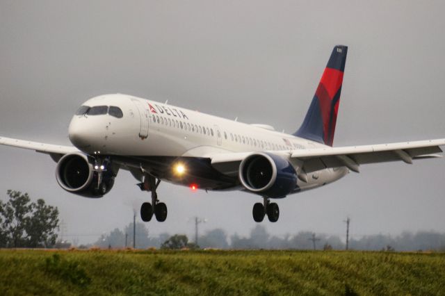 Airbus A220-300 (N309DU) - Delivered: June 2021br /Make: Airbus (Bombardier)br /Model: A220-300 (CS300)br /Opby: Delta Air Linesbr /br /Diverted to Buffalo from LaGuardia while enroute to Chicago-O'Hare due to reports of smoke in the cockpit.br /br /** First Photos of N309DU on FlightAware **