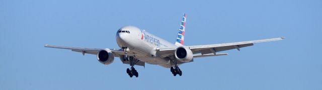 Boeing 777-200 (N778AN) - phoenix sky harbor international airport 10JAN20