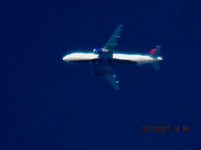 Airbus A320 (N354NW)