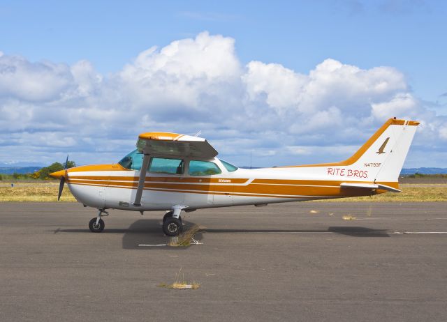 Cessna Skyhawk (N4793F)