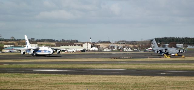 Antonov An-124 Ruslan (RNA82045)