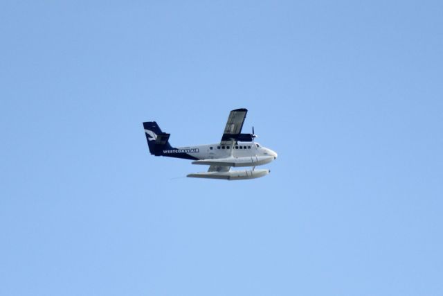 De Havilland Canada Twin Otter (C-GQKN) - 050114 WestCoast Air outbound from Victoria