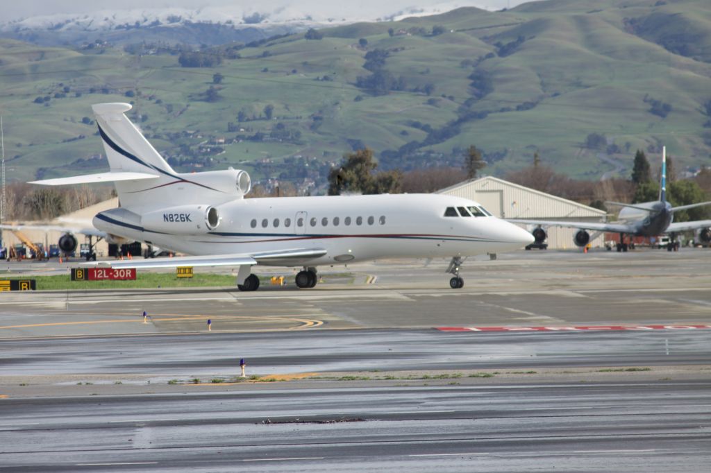 Dassault Falcon 900 (N826K) - Arrival, Taxiing to SJC Jet Center off of 12-R