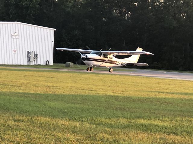 Cessna Skylane (N42766)