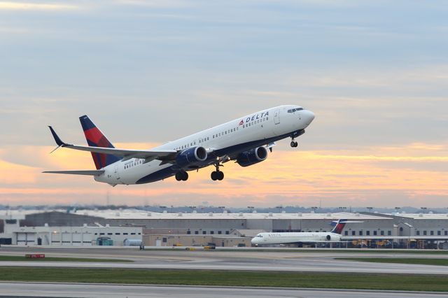 Boeing 737-900 (N845DN) - Beautiful sunrise Delta jet departure in Atlanta. Questions about this photo can be sent to Info@FlewShots.com