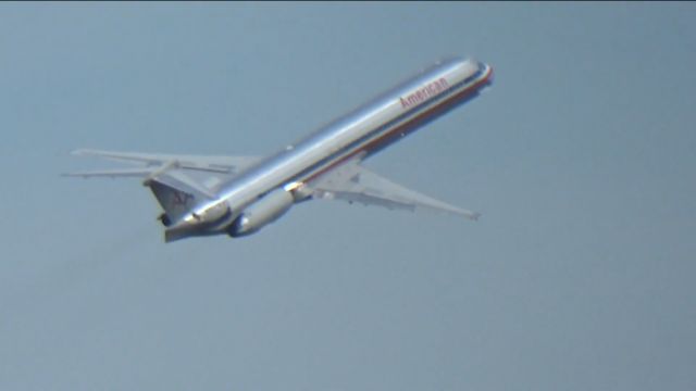 McDonnell Douglas MD-83 (N964TW) - A Super 80 sky-rocketing out of Omaha bound for Dallas! Date - July 26, 2019