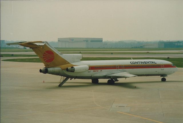 BOEING 727-200 (N66732)