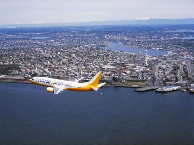 Boeing 737-200 — - Connexion Air near the Seattle space needle