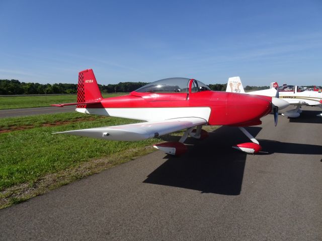 Vans RV-8 (N218A)