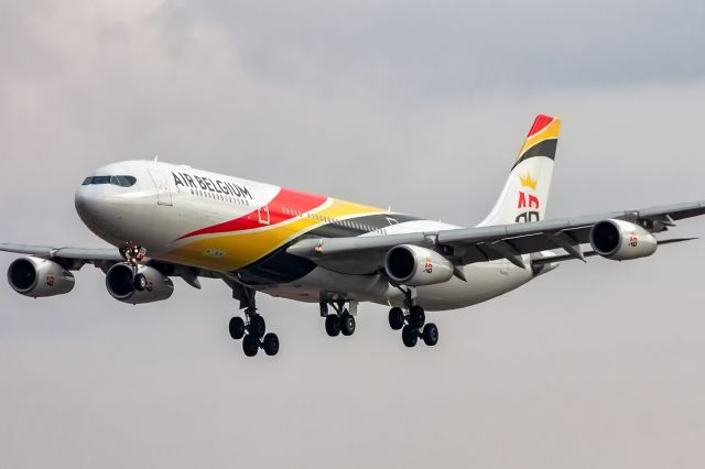 Airbus A340-300 (OO-ABA) - OO-ABA - Airbus A340-313 - Air Belgium