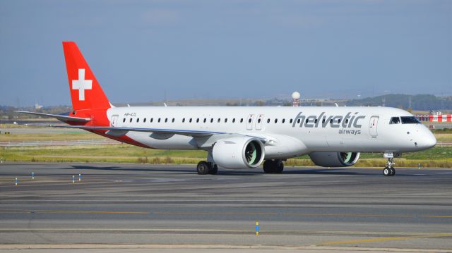 EMBRAER 195 (HB-AZL)