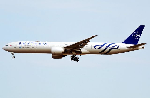 Boeing 777-200 (PK-GII)