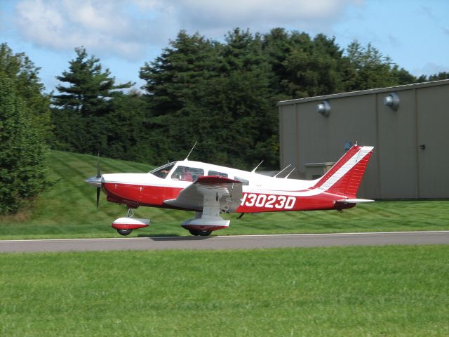 Piper Cherokee (N3023D)