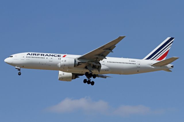 Boeing 777-200 (F-GSPE)