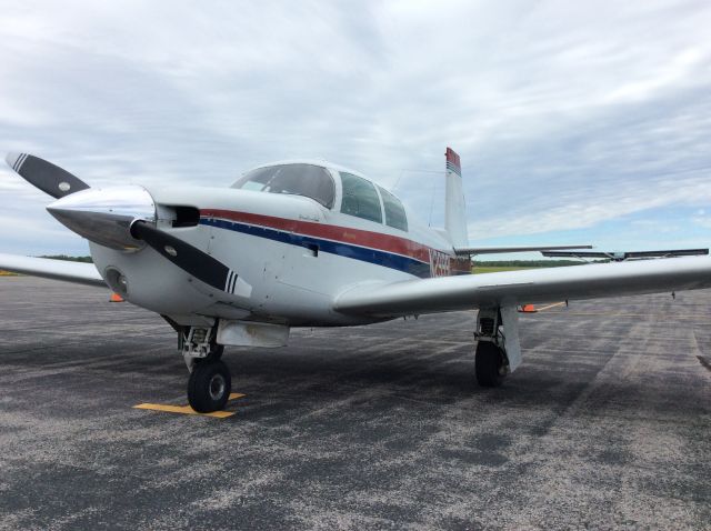 Mooney M-20 (N2999L)