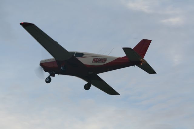 Piper PA-24 Comanche (N6114P) - MARK COMPTONS COMANCHE 250 TAKE OFF AT COMBS FIELD PAINTSVILLE, KY