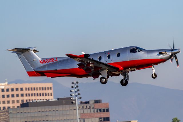 Pilatus PC-12 (N800BJ)