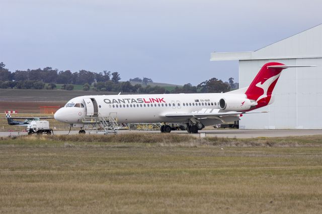 Fokker 100 (VH-NHP) - Network Aviation (VH-NHP) Fokker 100, in new Qantaslink "new roo" livery, at Wagga Wagga Airport.