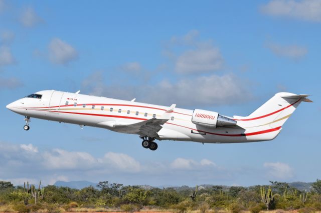 Canadair Regional Jet CRJ-200 (N88WU)