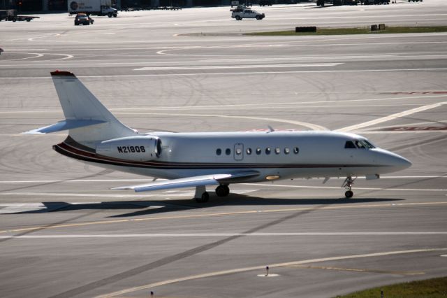Dassault Falcon 2000 (N218QS)