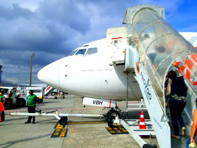 Boeing 737-700 (PR-VBH)