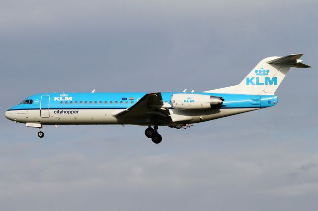 Fokker 100 (PH-KZF)