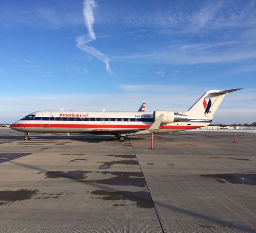 Canadair Regional Jet CRJ-200 (N417SW) - Diverted to MSN en-route CHO-ORD due to ORD weather