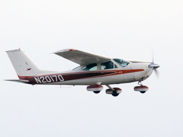 Cessna Skylane (N20170)