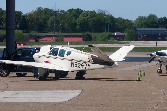 Beechcraft 35 Bonanza (N9347Y)