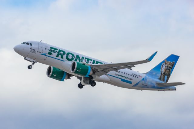 Airbus A320neo (N385FR) - A Frontier Airlines A320 neo "Percy the Florida Panther" taking off from PHX on 2/13/23, the busiest day in PHX history, during the Super Bowl rush. Taken with a Canon R7 and Canon EF 100-400 II L lens.