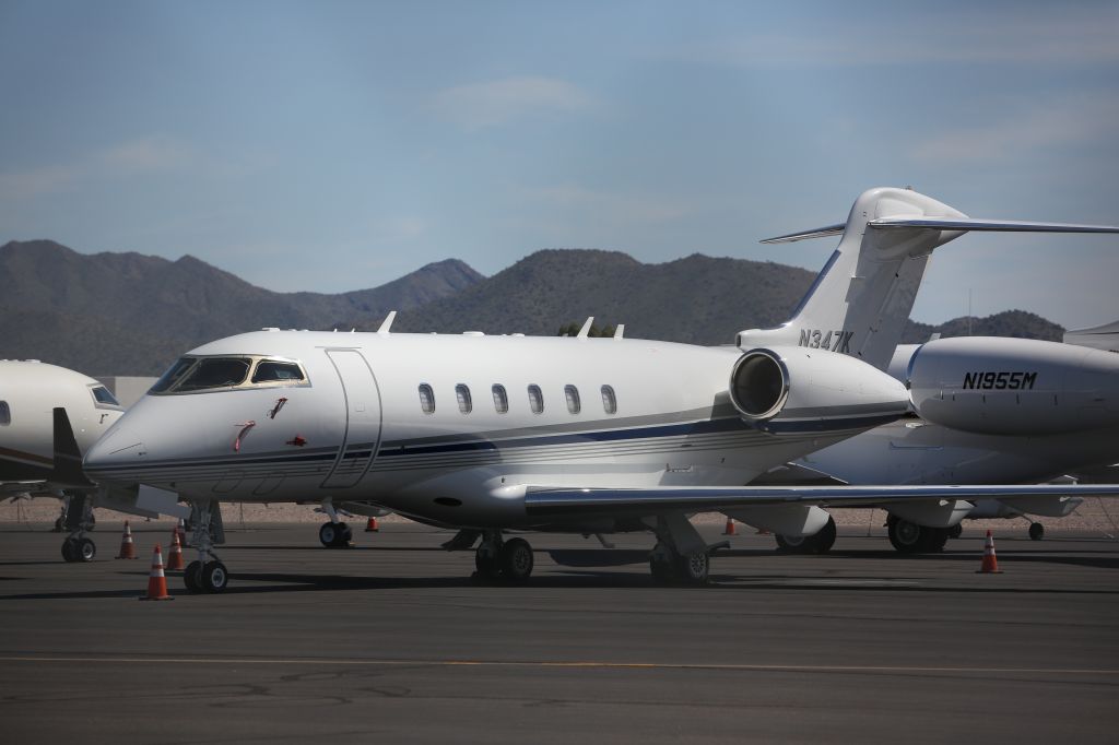 Bombardier Challenger 300 (N347K)
