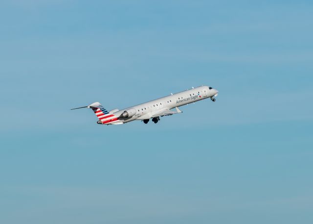 Canadair Regional Jet CRJ-900 (N919FJ)