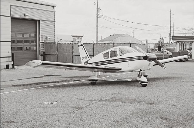 Piper Cherokee (C-FVPI)