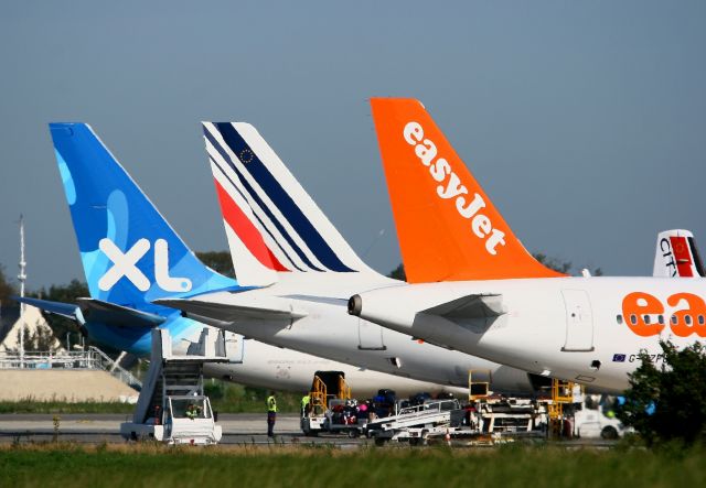 Airbus A319 (G-EZFU) - Airbus A319-111, Brest Guipavas Airport (LFRB-BES)